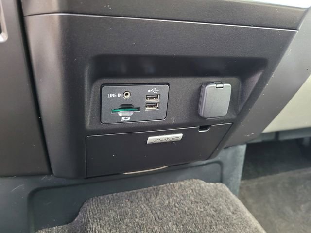 Used 2015 Ford F150 XLT w/ Equipment Group 302A Luxury RWD image 16