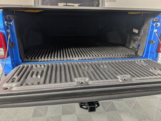 Certified 2023 Jeep Gladiator Overland image 27