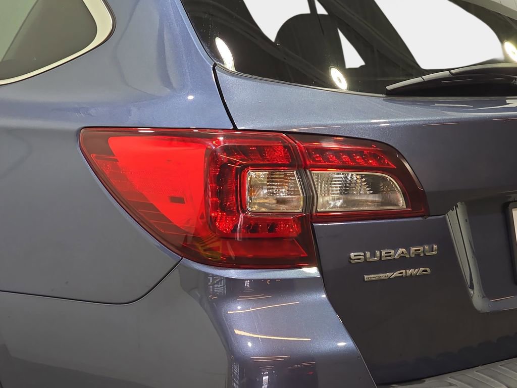 Used 2018 Subaru Outback 2.5i Limited image 36