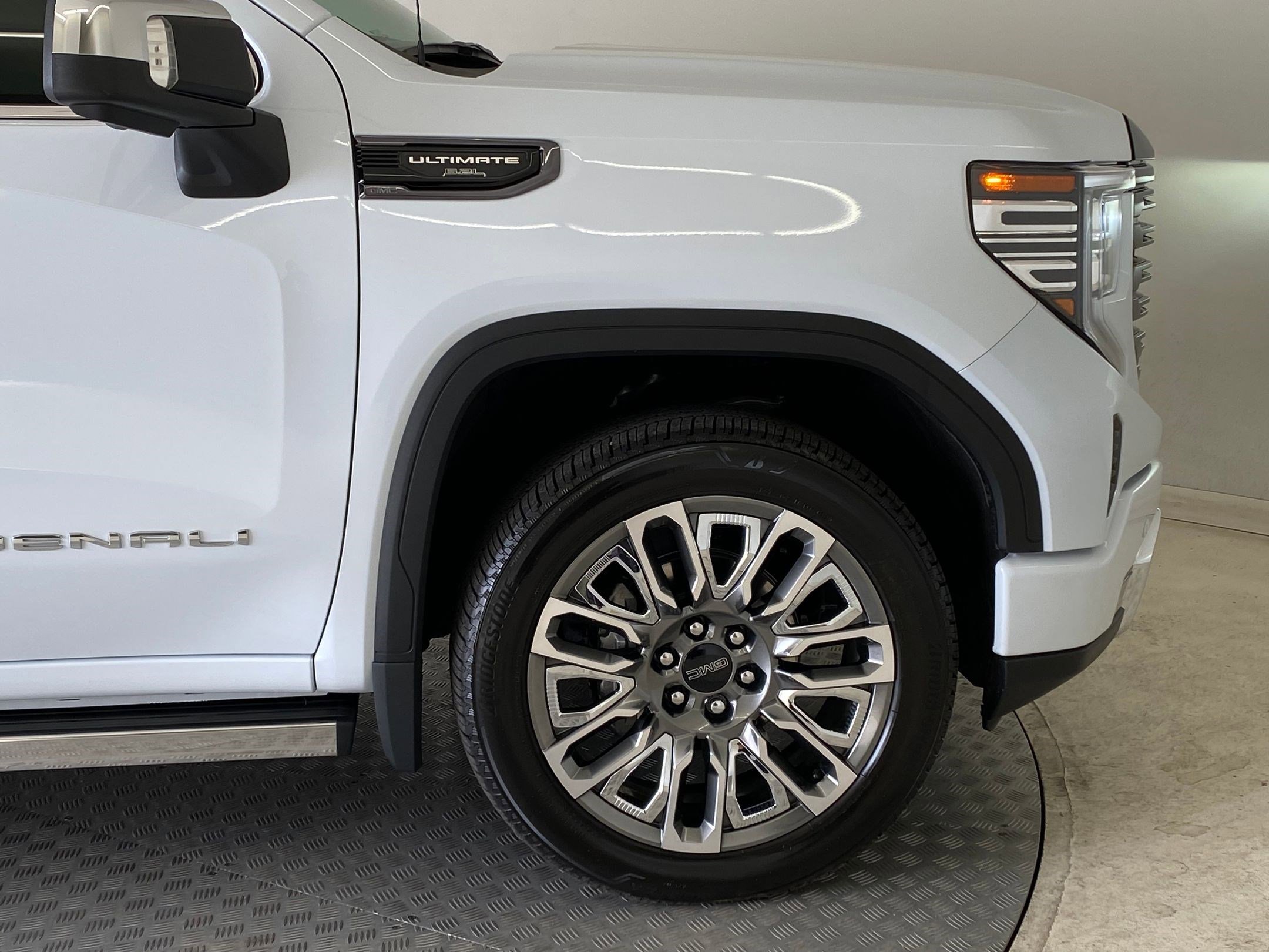 Used 2026 GMC Sierra 1500 Denali Ultimate image 11