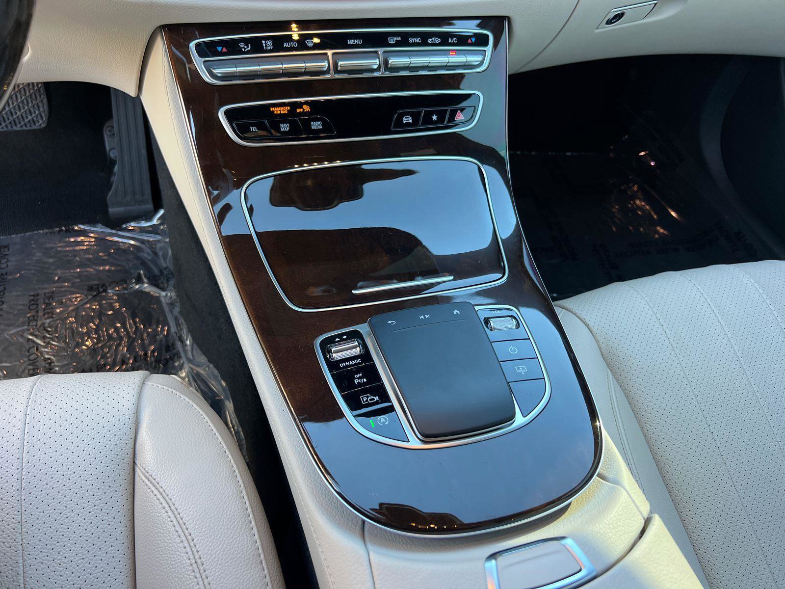 Used 2022 Mercedes-Benz E 350 Sedan image 31