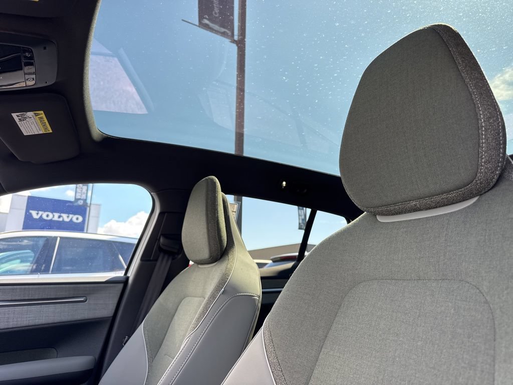 New 2026 Volvo EX30 Plus w/ Protection Package Premier AWD/4WD image 13