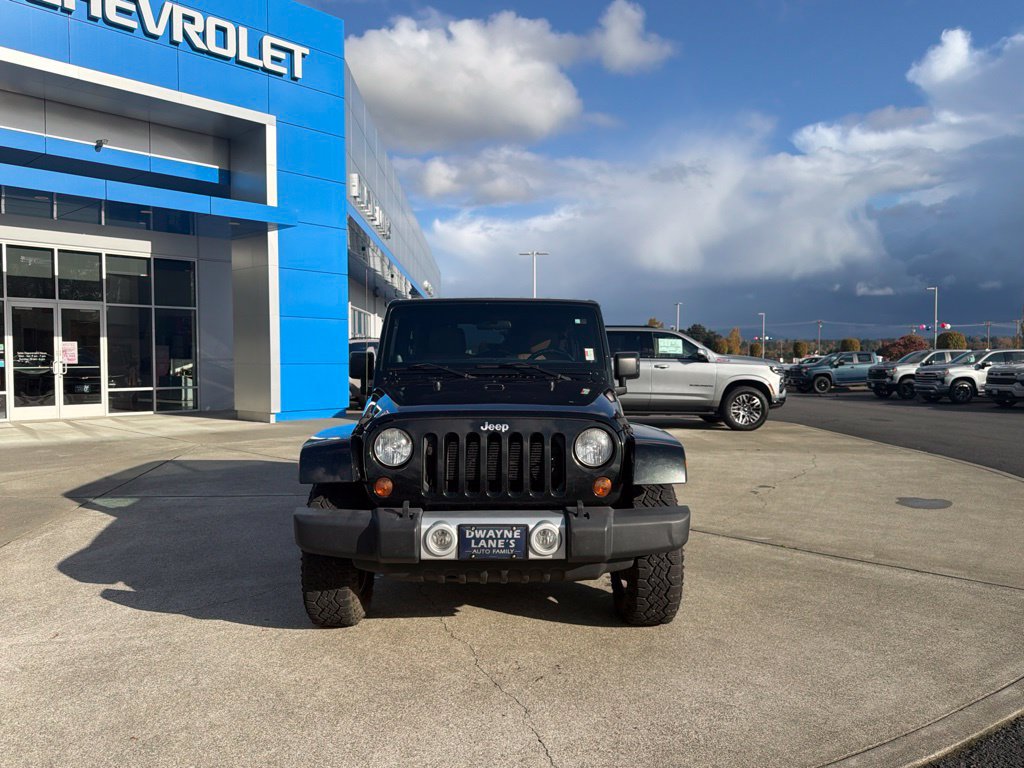 Used 2012 Jeep Wrangler Unlimited Sahara AWD/4WD image 9