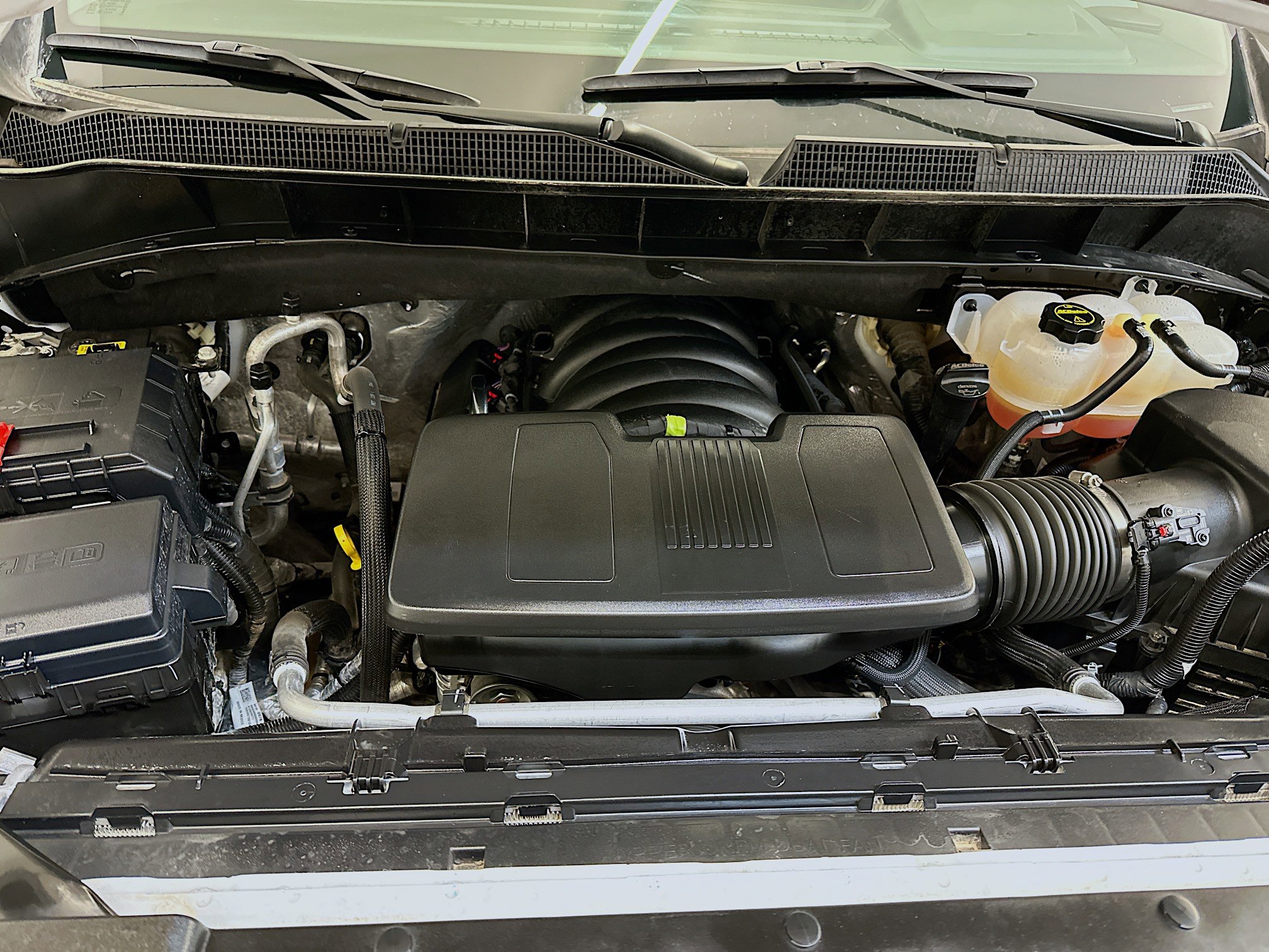 Used 2025 Chevrolet Silverado 1500 LTZ image 34