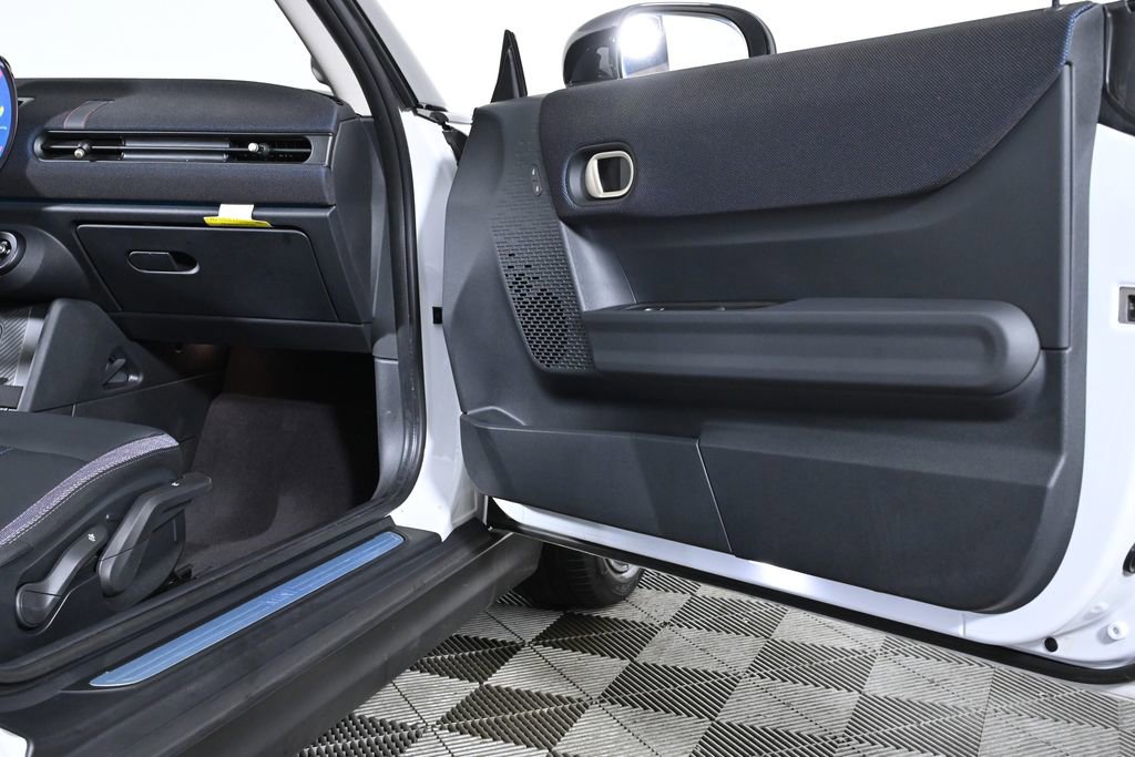 Certified 2025 MINI Cooper S image 30