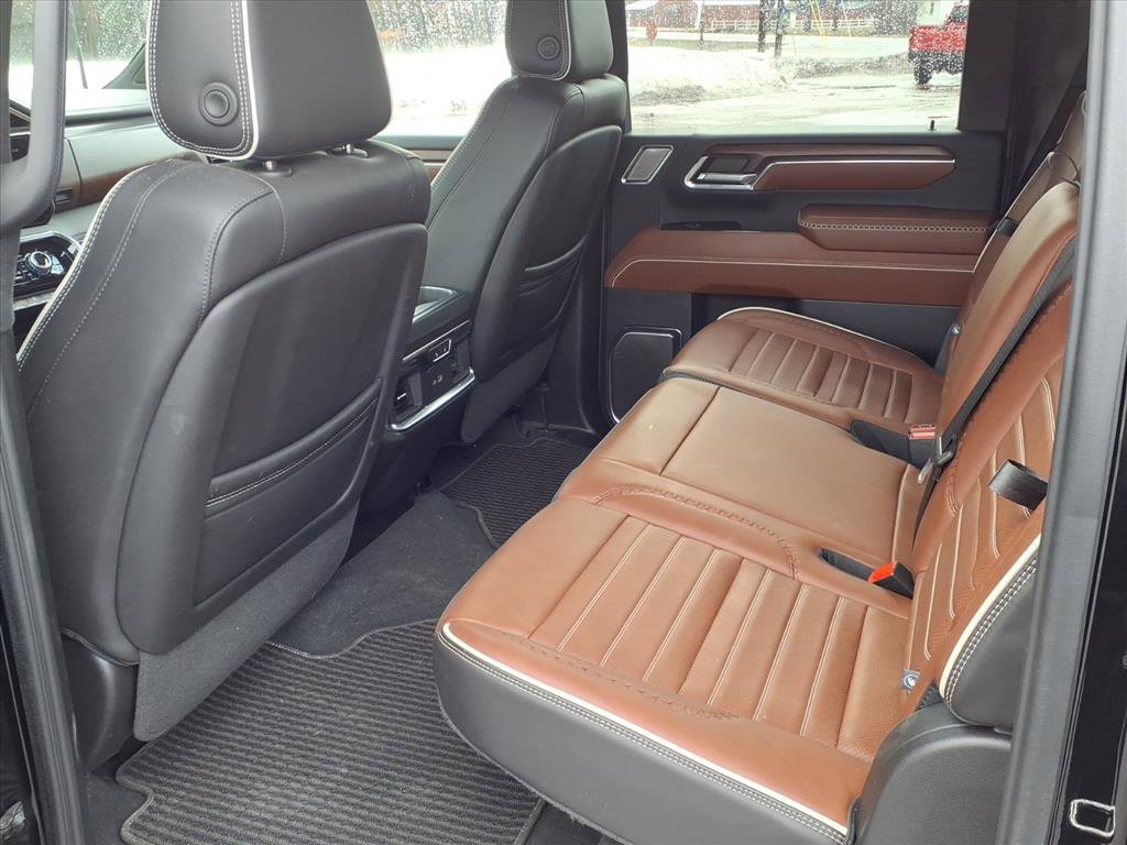 Certified 2024 GMC Sierra 2500 Denali Ultimate w/ Max Trailering Package image 14