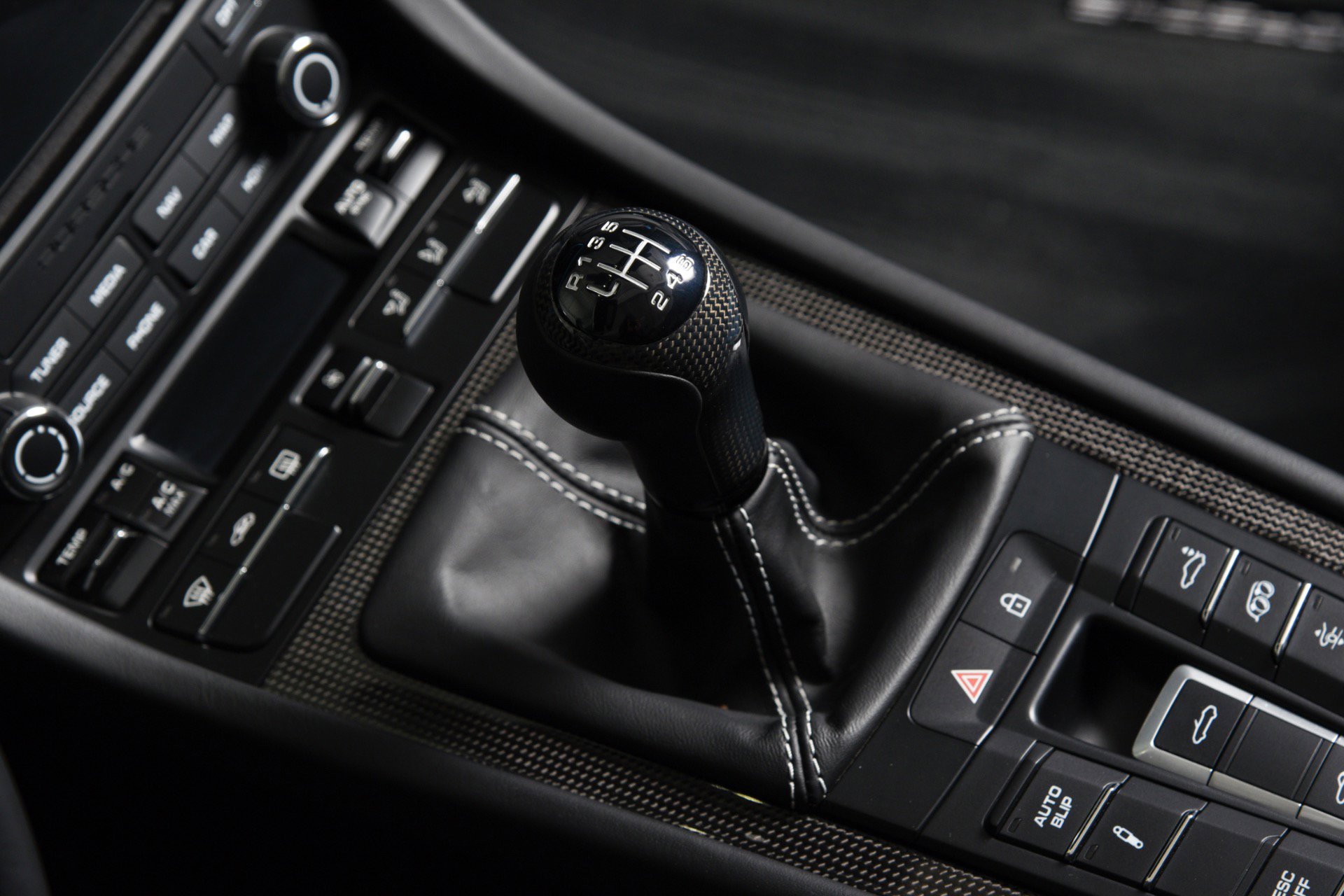 Used 2019 Porsche 911 Speedster RWD image 10