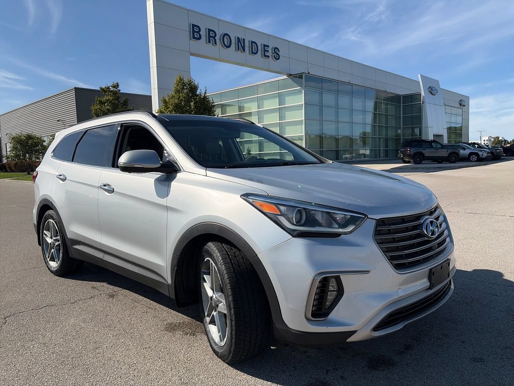 Used 2017 Hyundai Santa Fe AWD image 1