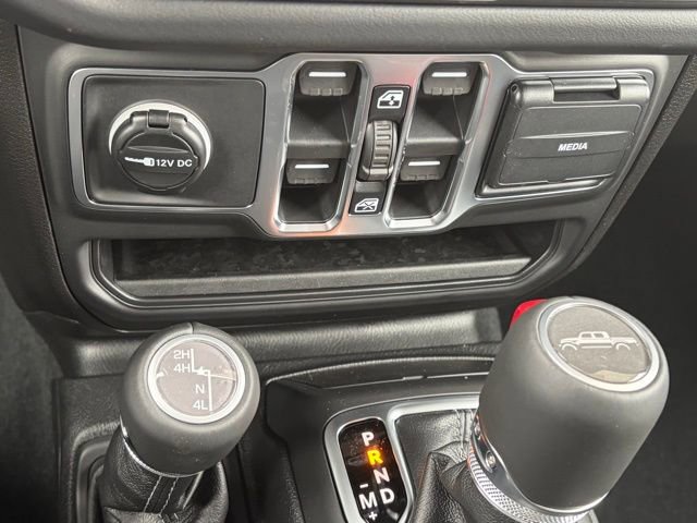 New 2026 Jeep Gladiator Sport AWD/4WD image 23