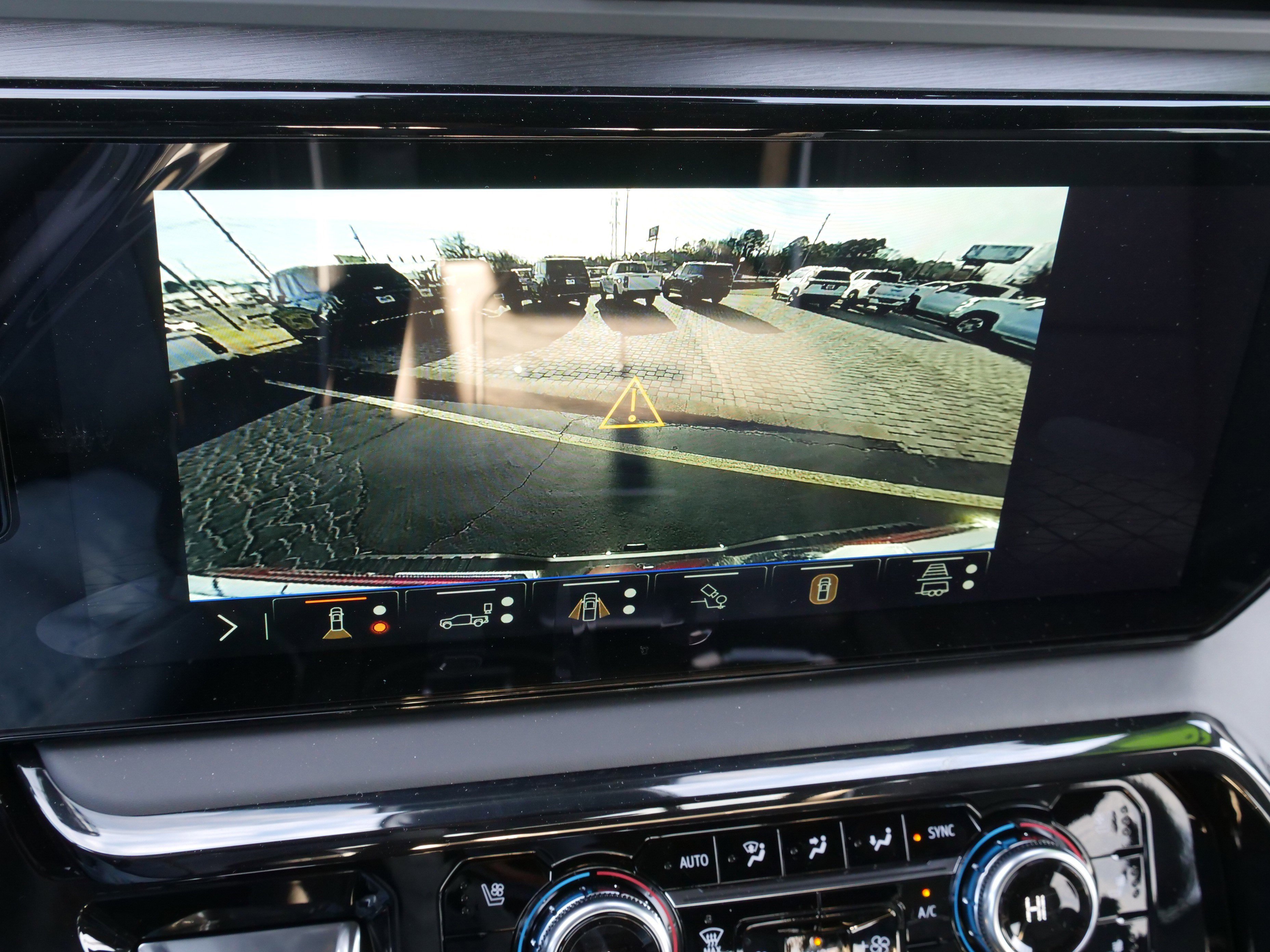 New 2026 GMC Sierra 2500 AT4X image 27