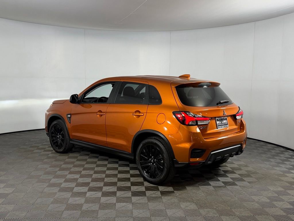 Used 2025 Mitsubishi Outlander Sport LE image 9