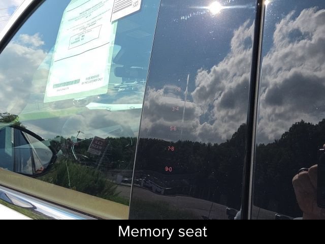 New 2027 Lincoln Navigator L Reserve AWD/4WD image 14