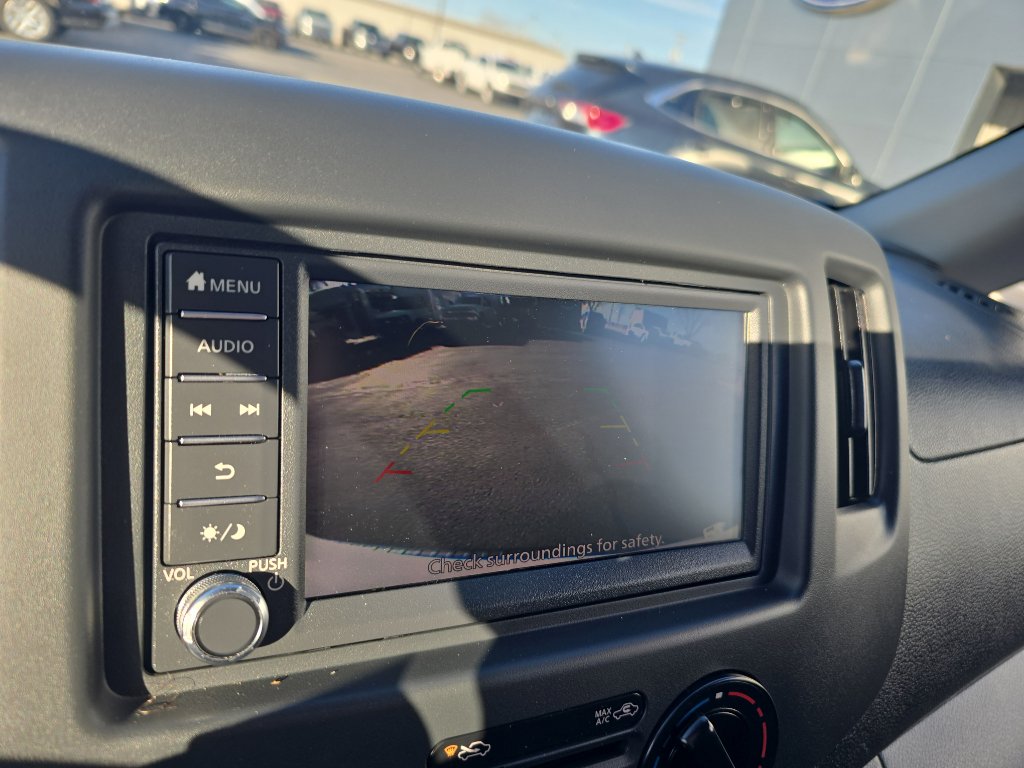 Used 2021 Nissan NV200 S image 27