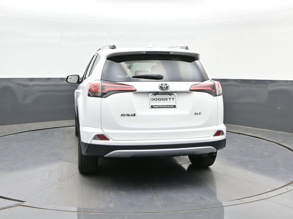 Used 2016 Toyota RAV4 XLE FWD image 8