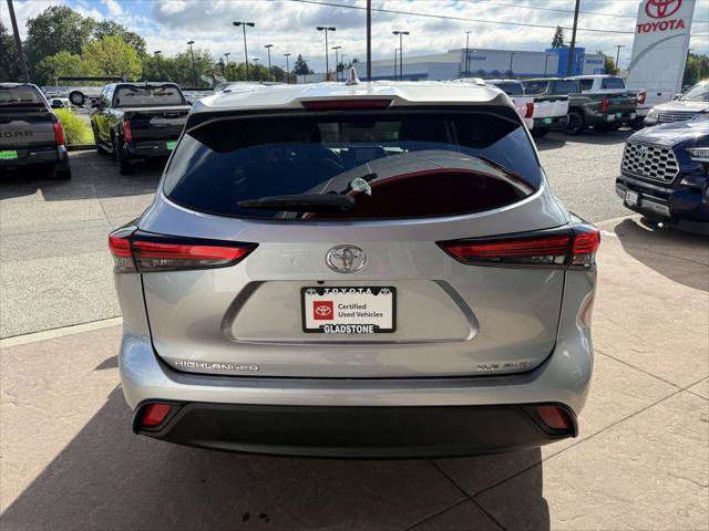 Certified 2021 Toyota Highlander XLE AWD/4WD image 6