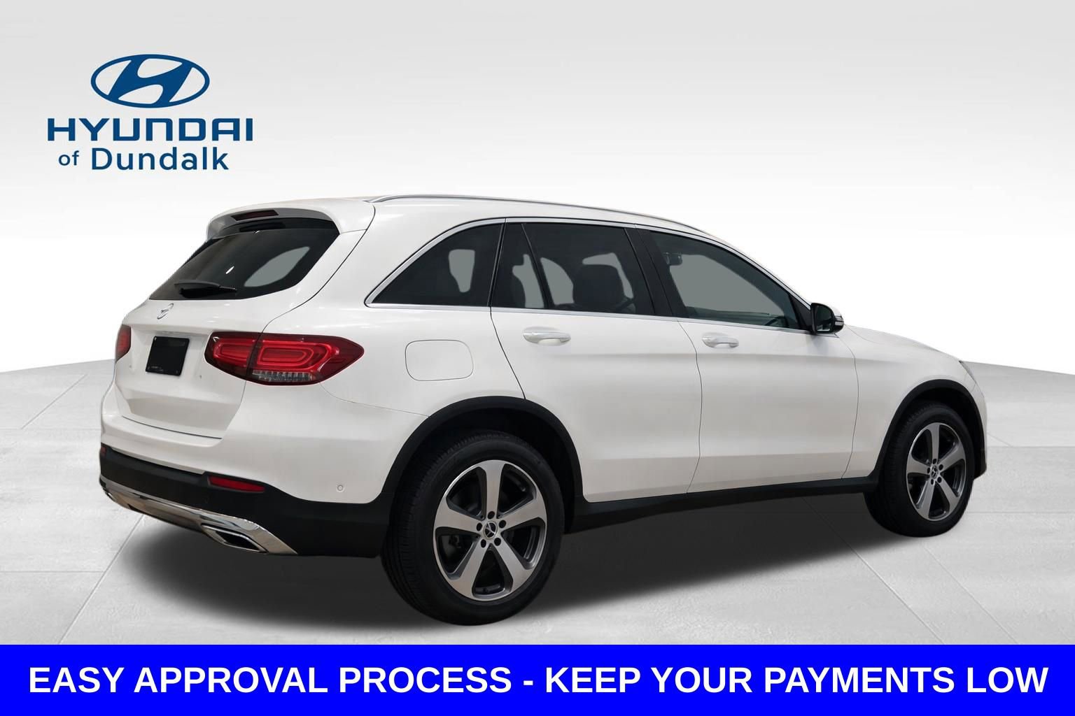 Used 2020 Mercedes-Benz GLC 300 4MATIC image 2