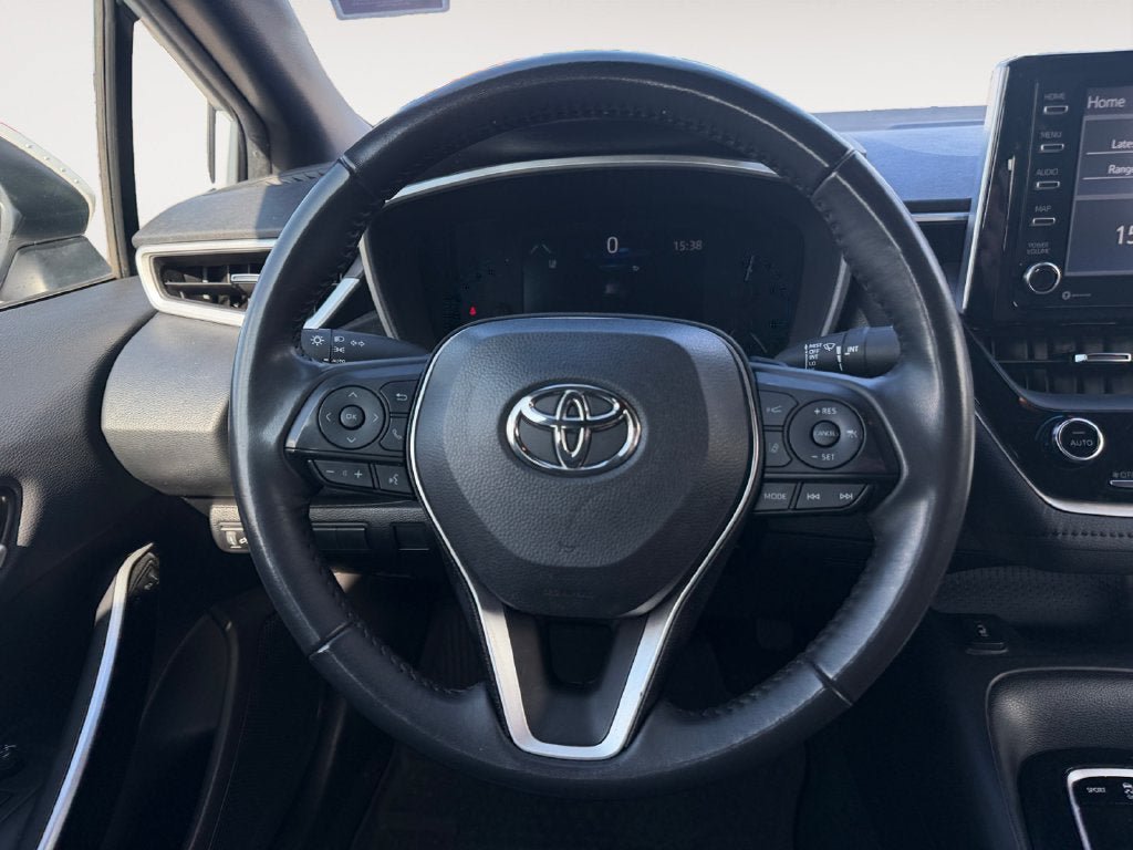 Used 2022 Toyota Corolla XSE FWD image 13