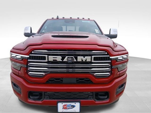 New 2026 RAM 2500 Laramie w/ Sport Appearance Package AWD/4WD image 8