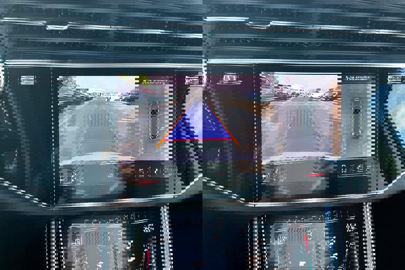 Used 2023 Audi Q7 3.0T Prestige image 22