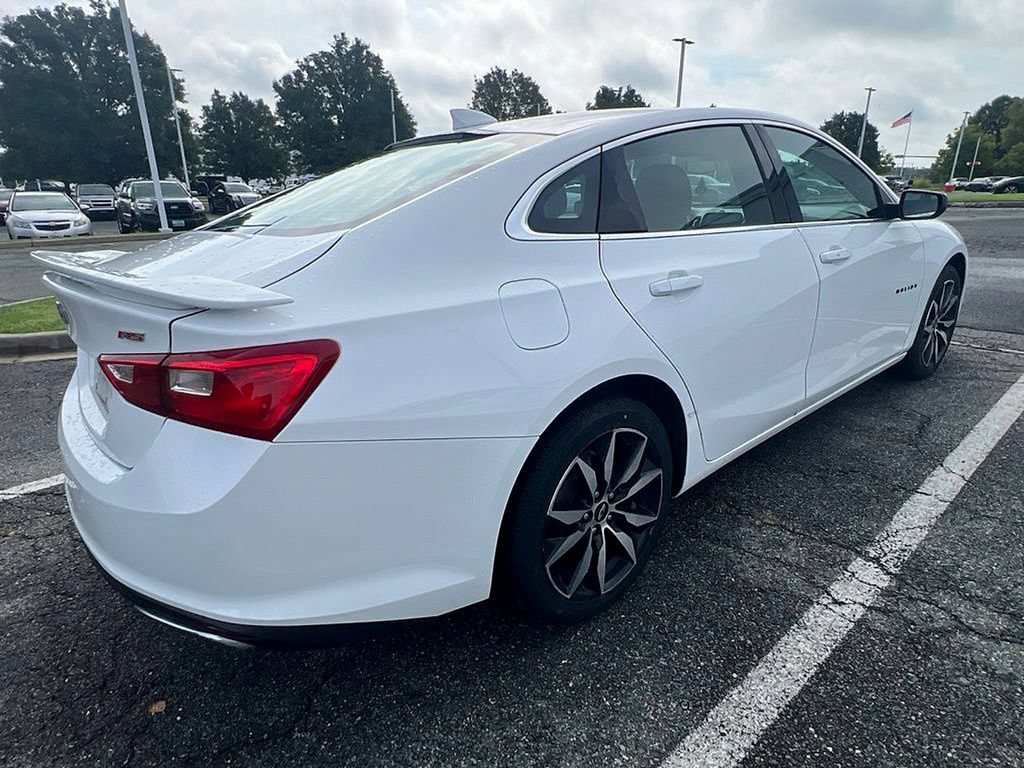 Used 2020 Chevrolet Malibu RS w/ LPO, Convenience Package 2 FWD image 9