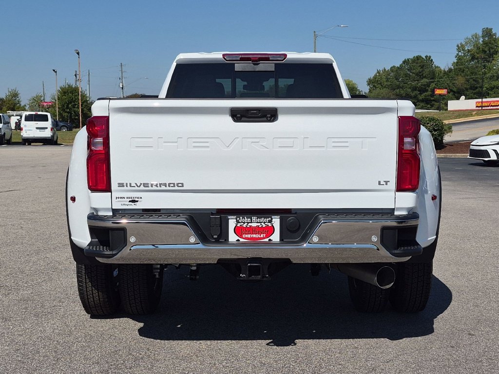New 2026 Chevrolet Silverado 3500 LT w/ All Star Edition AWD/4WD image 5