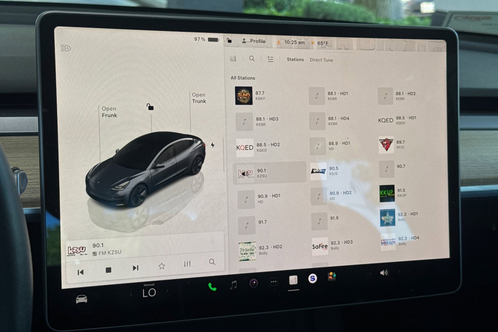 Used 2023 Tesla Model 3 Standard Range RWD image 22