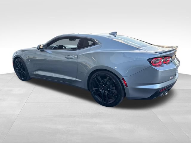 Certified 2024 Chevrolet Camaro LT w/ RS Package RWD image 3