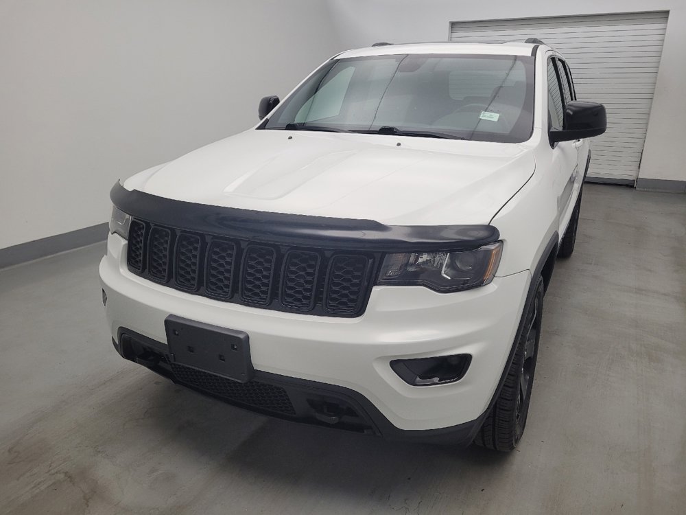 Used 2018 Jeep Grand Cherokee Laredo AWD/4WD image 15
