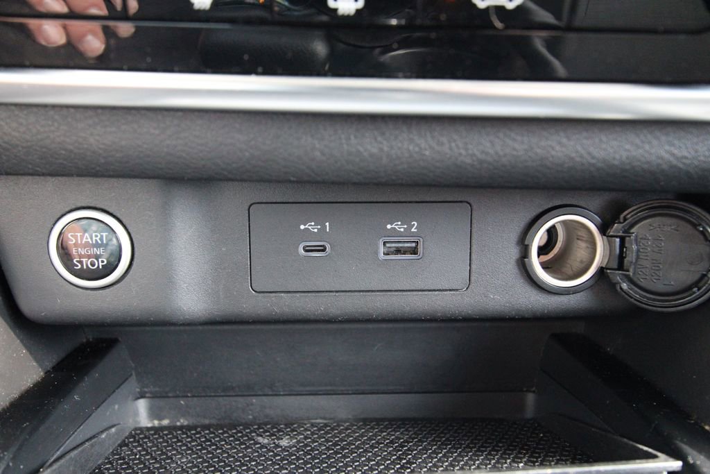 Used 2022 Nissan Rogue S image 24