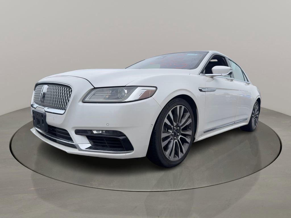 Used 2018 Lincoln Continental Reserve image 3