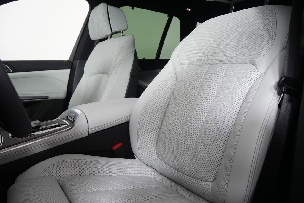 Used 2026 BMW X5 xDrive40i image 10