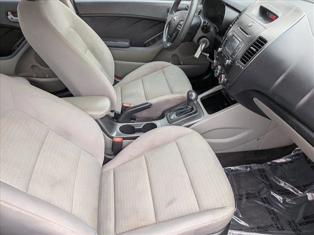 Used 2016 Kia Forte LX w/ LX Popular Plus Package image 18