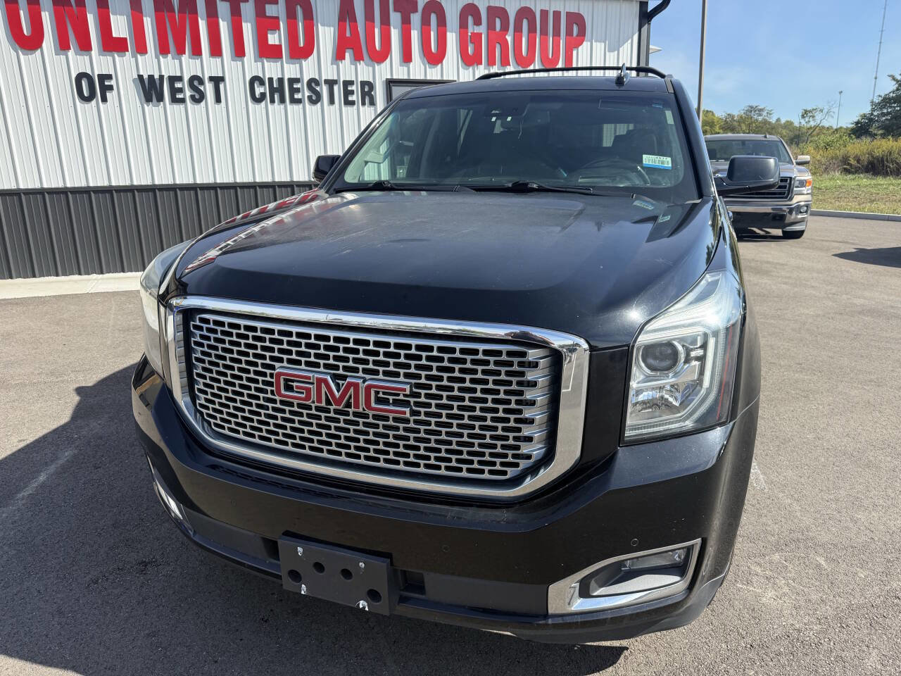 Used 2016 GMC Yukon XL Denali w/ Open Road Package image 3