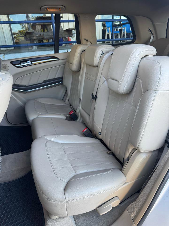 Used 2014 Mercedes-Benz GL 450 4MATIC image 16