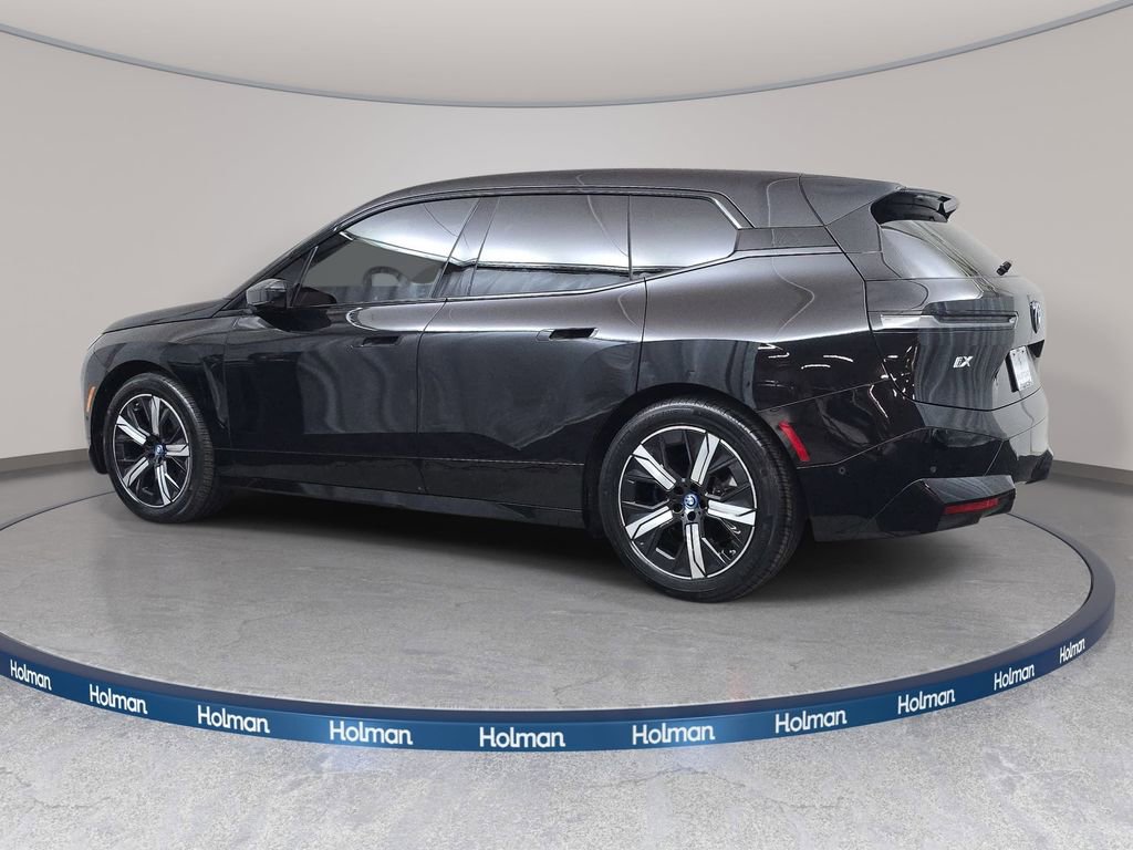 Certified 2023 BMW iX xDrive50 w/ Premium Package image 8