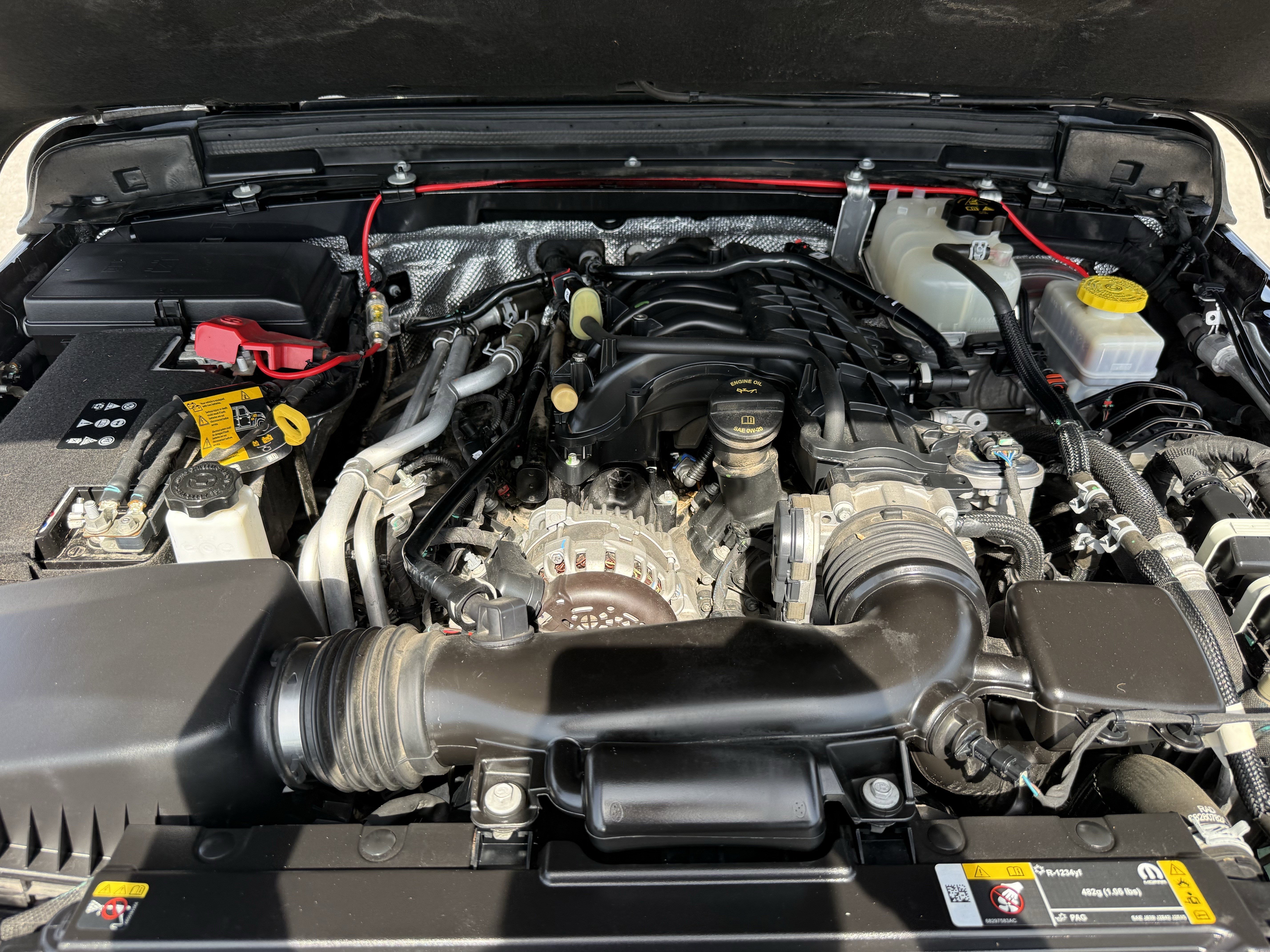 Used 2024 Jeep Wrangler Sport S image 31