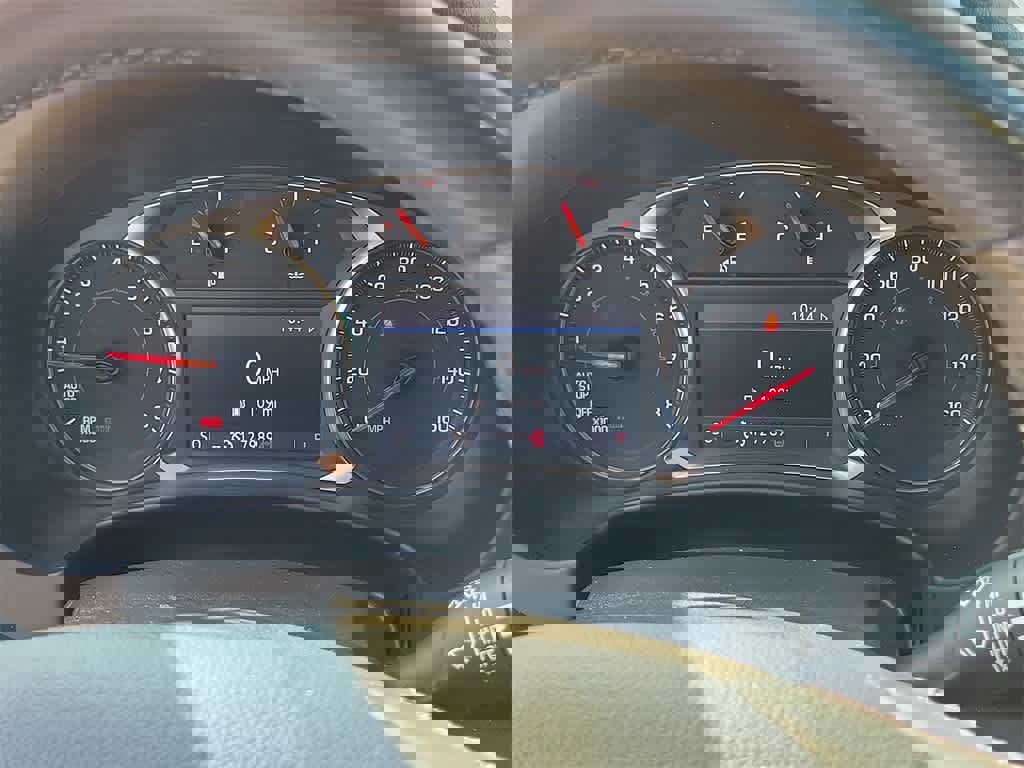 Used 2023 GMC Terrain SLT image 24