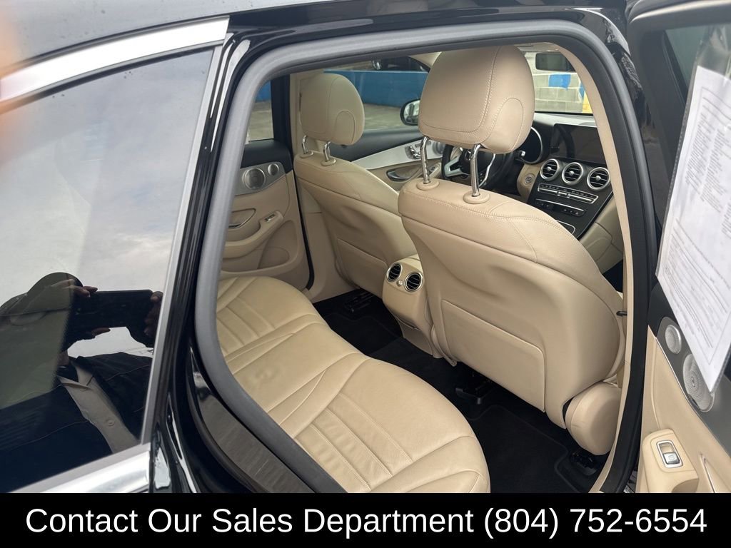 Used 2020 Mercedes-Benz GLC 300 4MATIC image 12