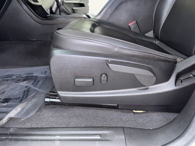 Used 2022 GMC Canyon AT4 w/ Driver Alert Package AWD/4WD image 6