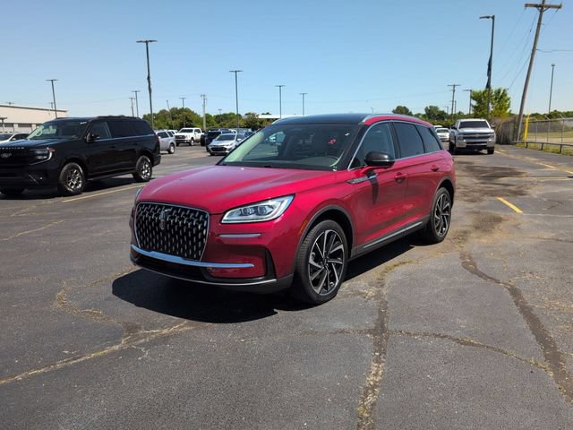 Used 2023 Lincoln Corsair Reserve w/ Equipment Group 201A FWD image 3