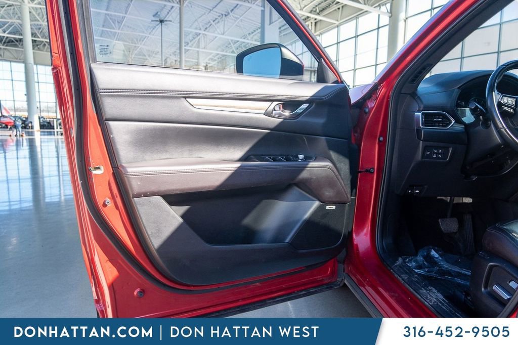Used 2021 MAZDA CX-5 Signature image 13