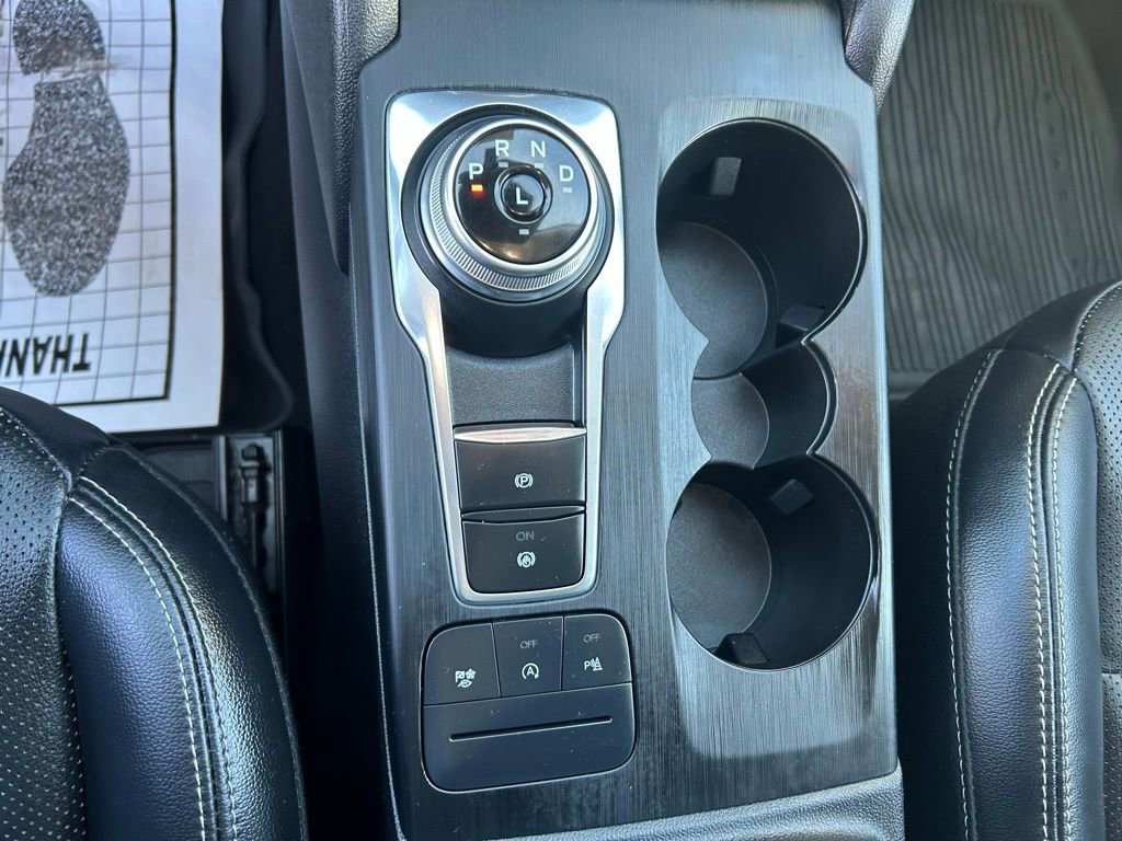 Certified 2022 Ford Escape Titanium w/ Class II Trailer Tow Package image 34