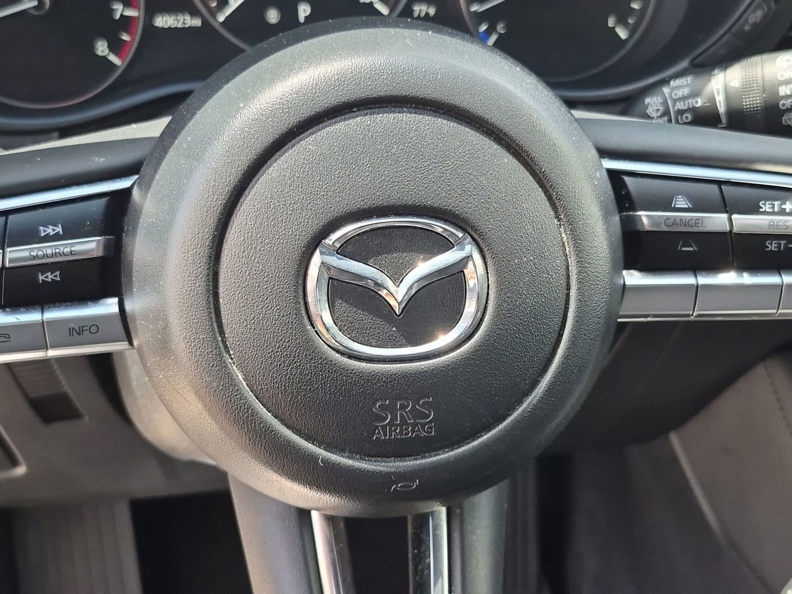 Used 2023 MAZDA MAZDA3 s FWD image 27
