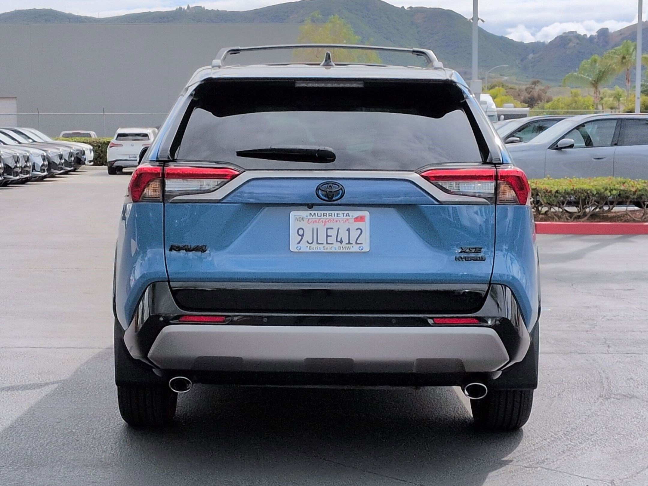 Used 2023 Toyota RAV4 XSE AWD/4WD image 9