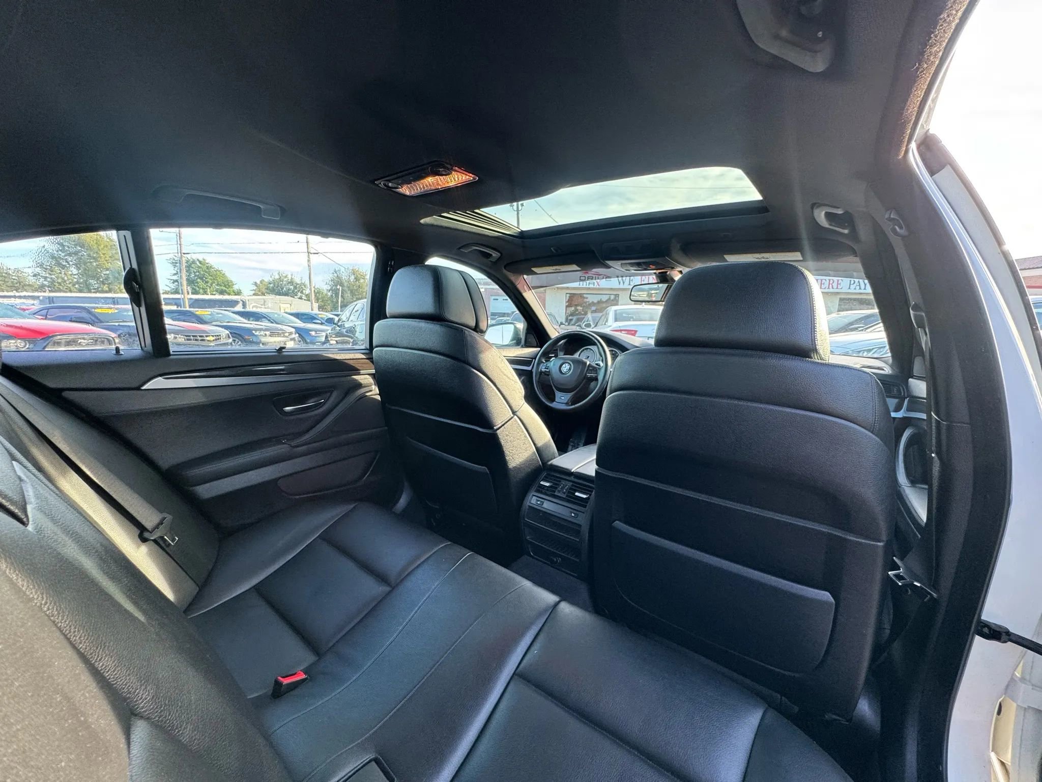 Used 2011 BMW 535i xDrive Sedan image 18