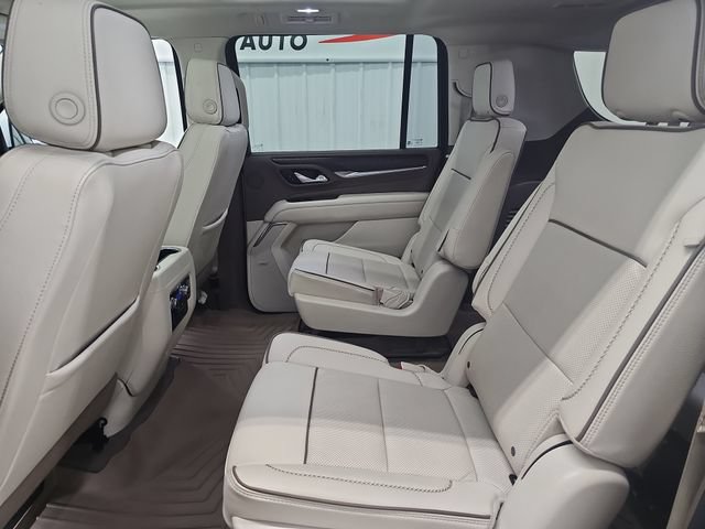 Used 2023 GMC Yukon XL Denali AWD/4WD image 36