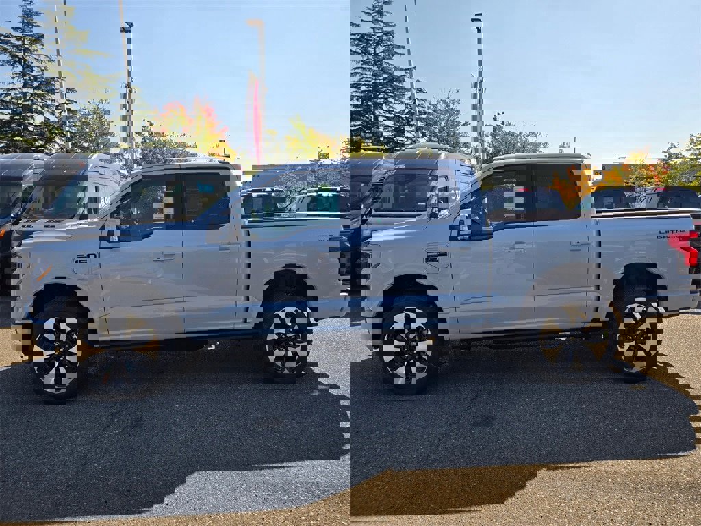 New 2025 Ford F150 Lightning Platinum image 8