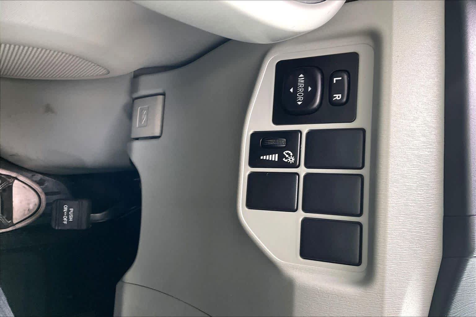 Used 2012 Toyota Prius Three FWD image 32