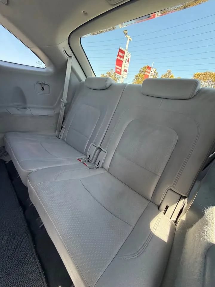 Used 2011 Hyundai Veracruz GLS FWD image 9