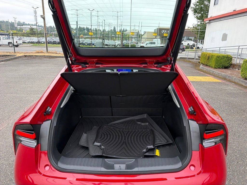 New 2027 Toyota Prius Limited AWD/4WD image 13